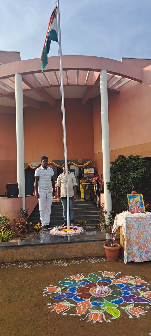'Happy Karnataka Rajyostava Day'